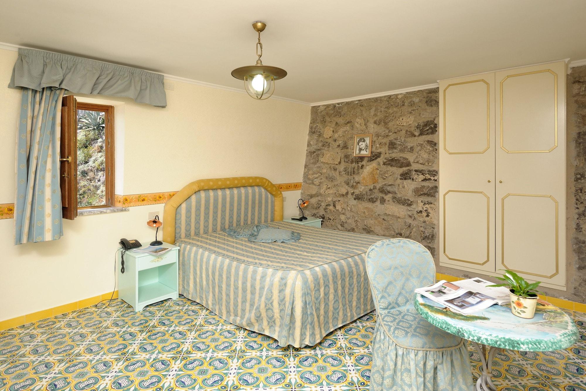 La Locanda Del Fiordo Furore Exterior photo